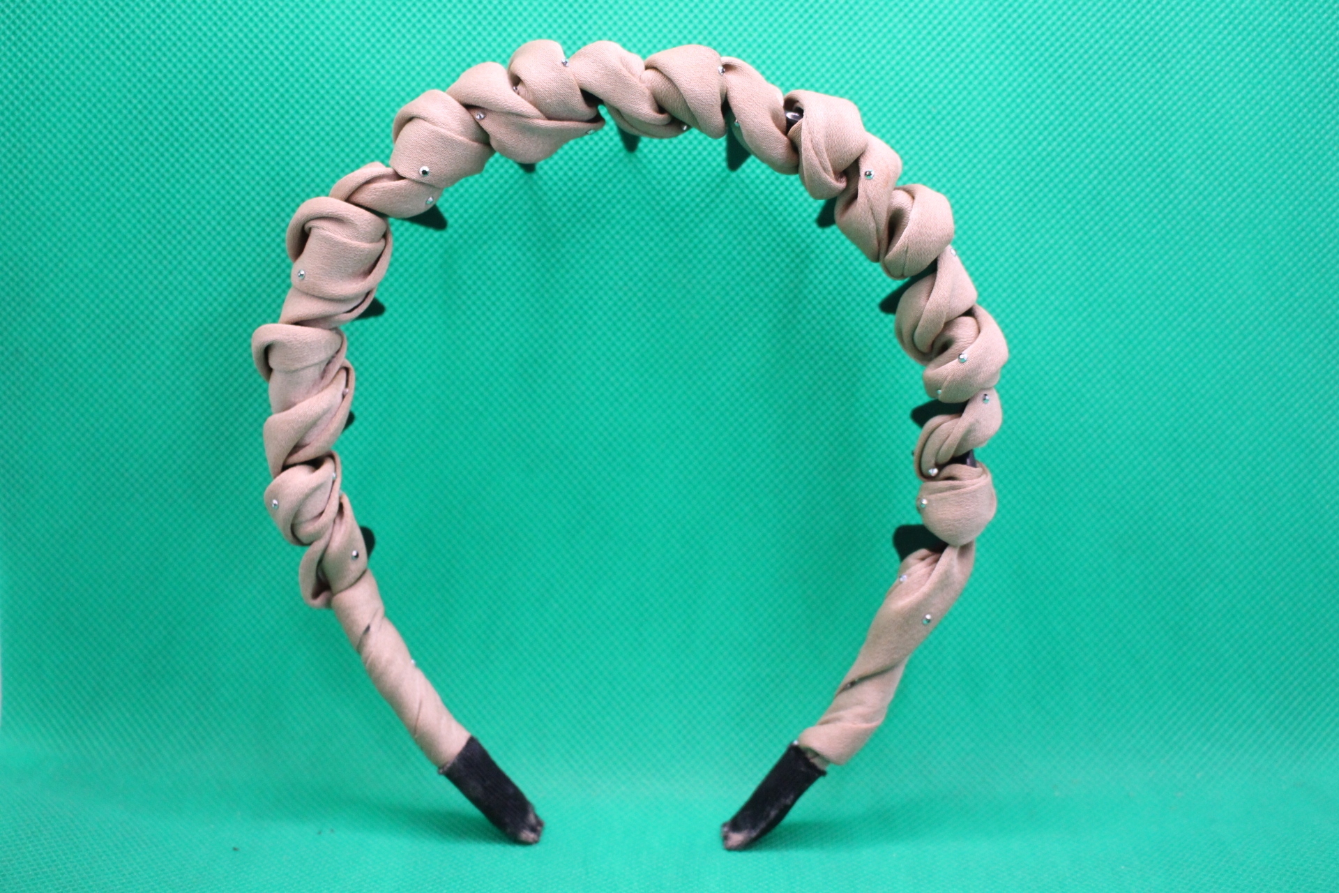 volumizing headband from Temu, front view
