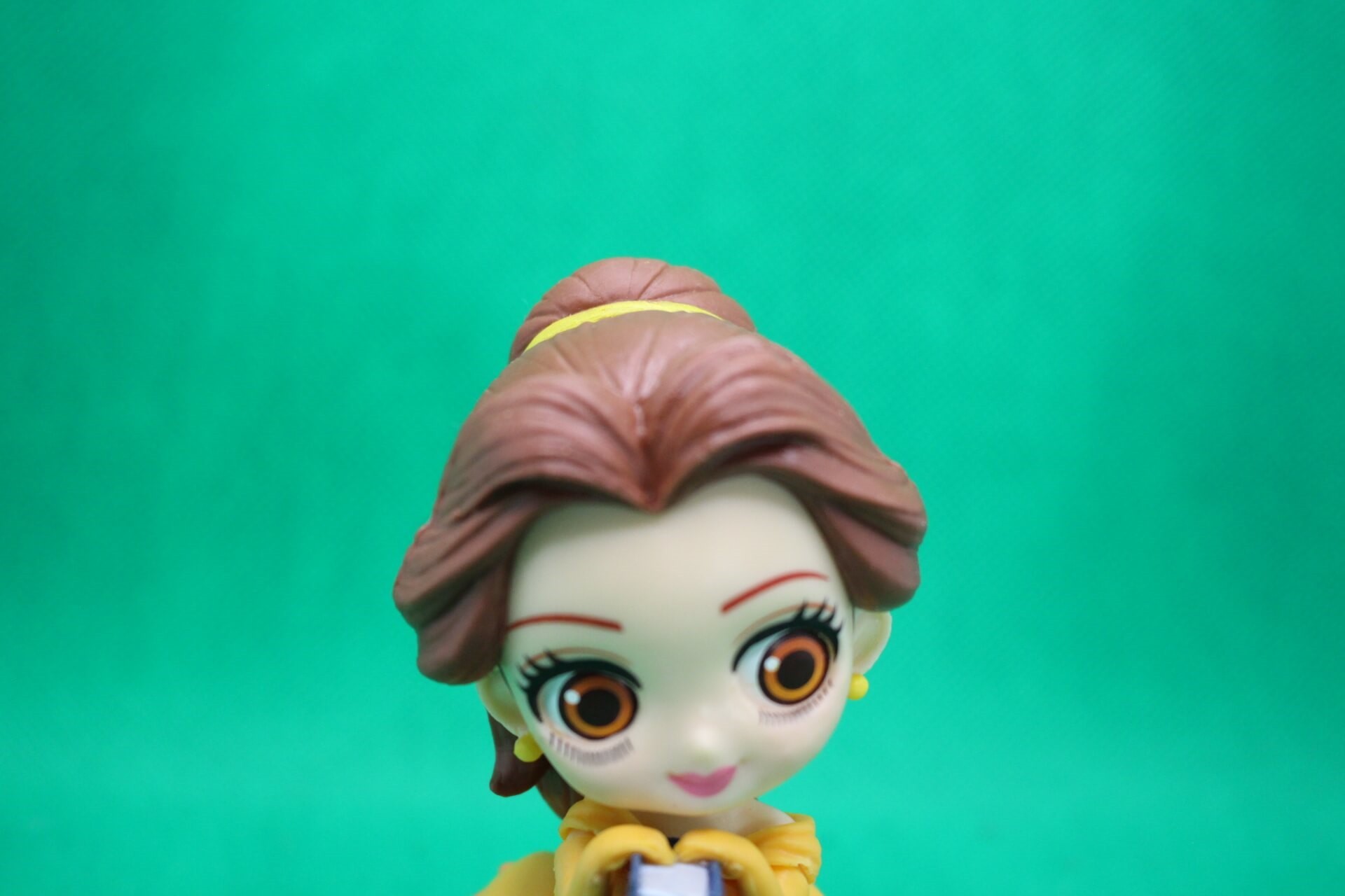 Belle figurine face