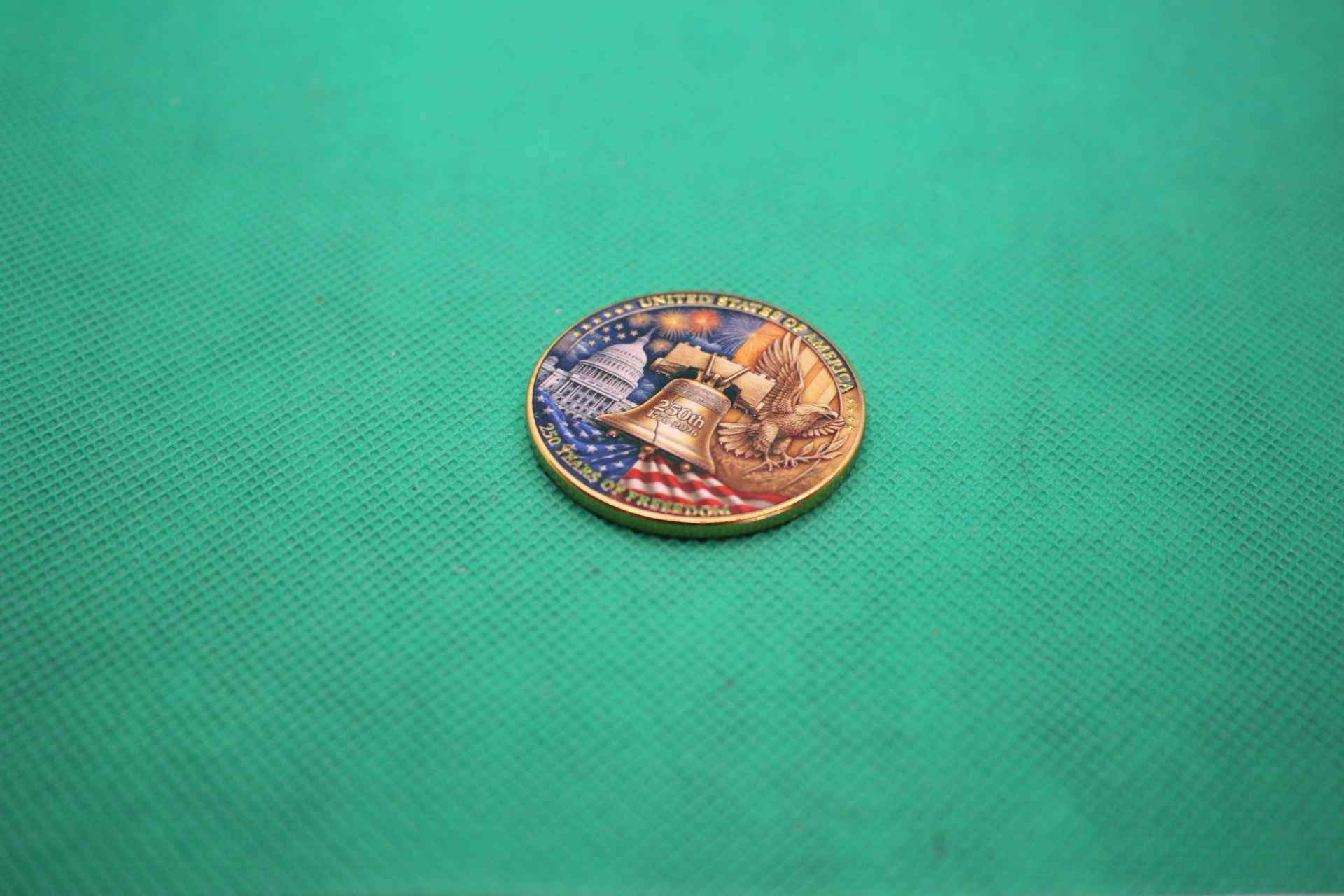 US 250th anniversary commemorative coin design from angle