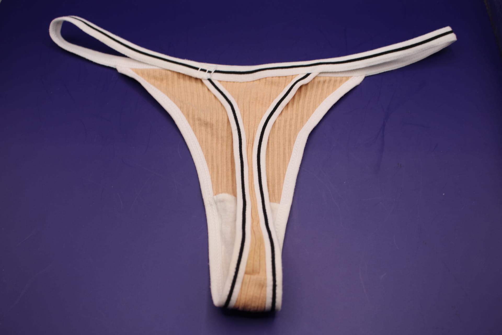 peach cotton v string panty, back view 