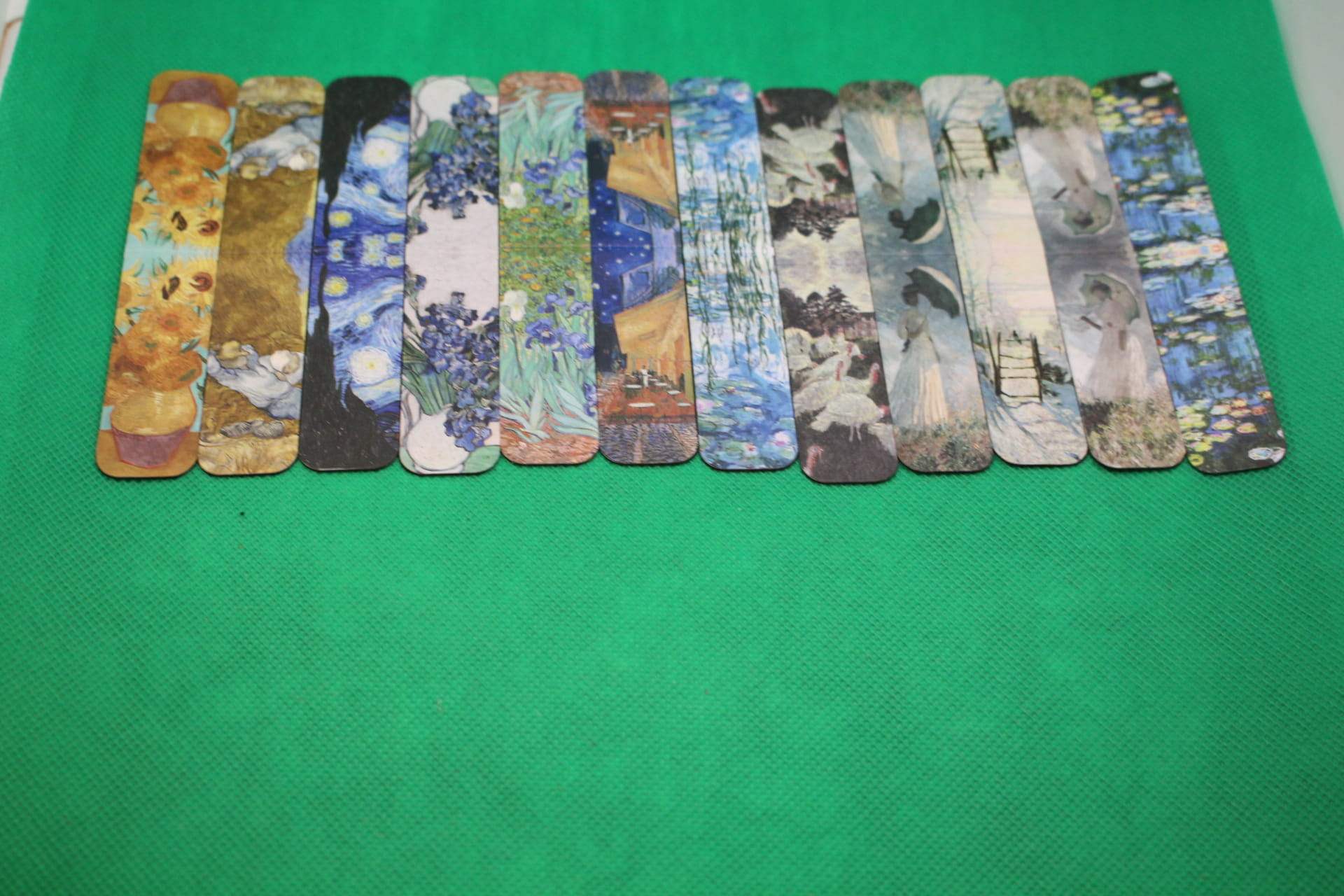 12 Vincent Van Gogh and Claude Monet magnetic bookmarks
