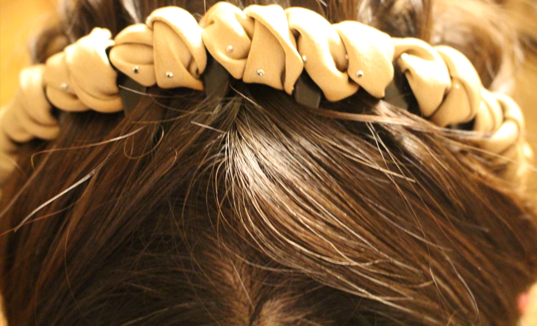 volumizing headband from top view