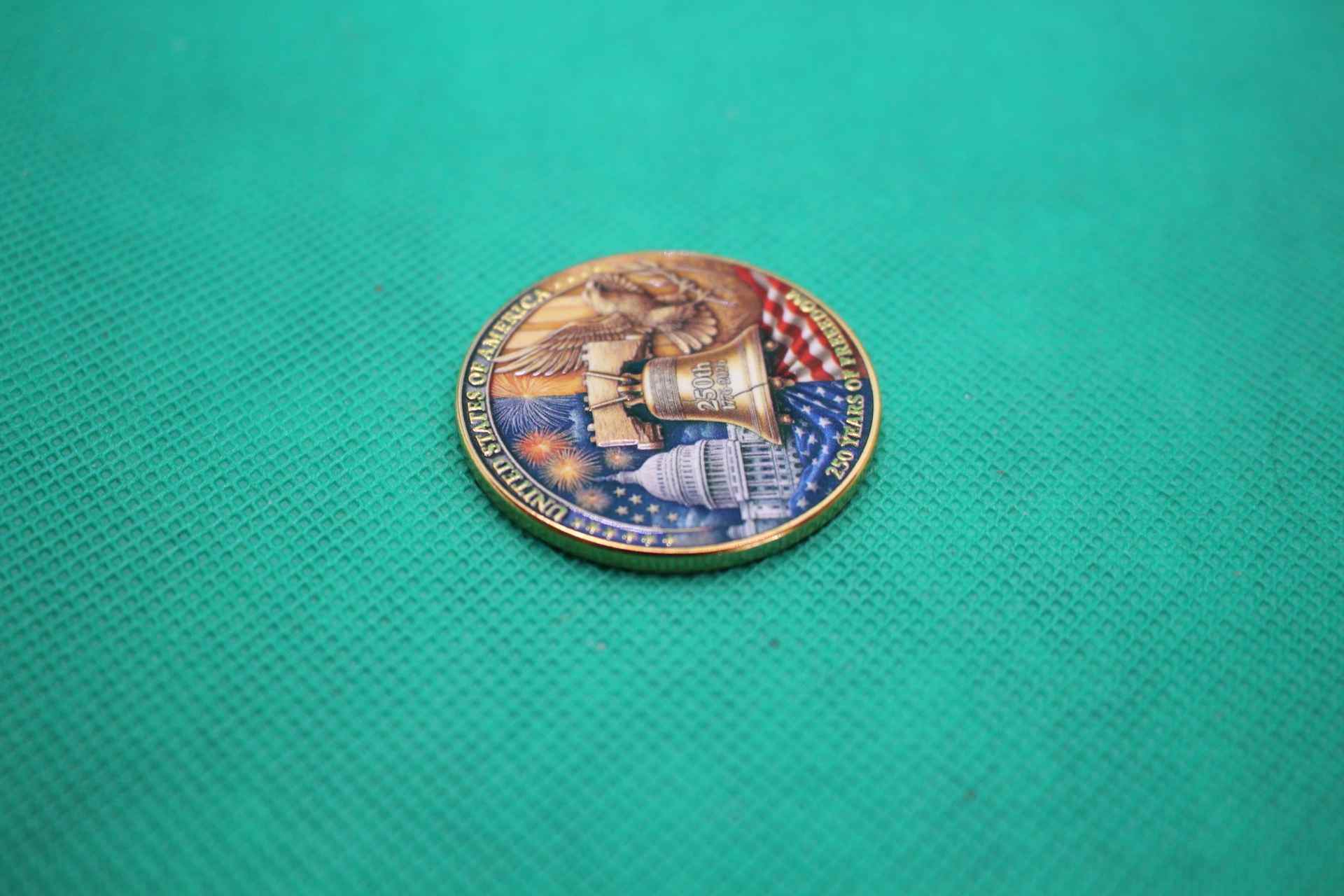 US 250th anniversary commemorative coin design turned to side